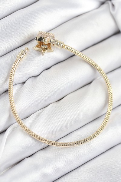 Pirinç Charm Zirkon Taşlı Yıldız Model Gold Renk Kadın Bileklik Pirinç Charm Zirkon Taşlı Yıldız Model Gold Renk Kadın Bileklik