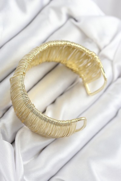 Pirinç Tel Sarma Model Gold Renk Kadın Bileklilk Pirinç Tel Sarma Model Gold Renk Kadın Bileklilk