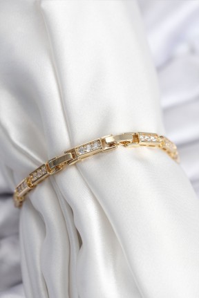 Pirinç Vip Seri Gold Renk Parçalı Model Kadın Bileklik Pirinç Vip Seri Gold Renk Parçalı Model Kadın Bileklik