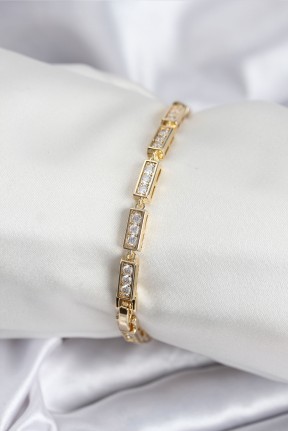 Pirinç Vip Seri Gold Renk Parçalı Model Kadın Bileklik Pirinç Vip Seri Gold Renk Parçalı Model Kadın Bileklik