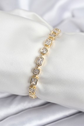 Pirinç Vip Seri Zirkon Taşlı Gold Renk Kadın Bileklik Pirinç Vip Seri Zirkon Taşlı Gold Renk Kadın Bileklik