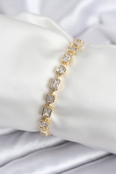 Pirinç Vip Seri Zirkon Taşlı Gold Renk Kadın Bileklik Pirinç Vip Seri Zirkon Taşlı Gold Renk Kadın Bileklik