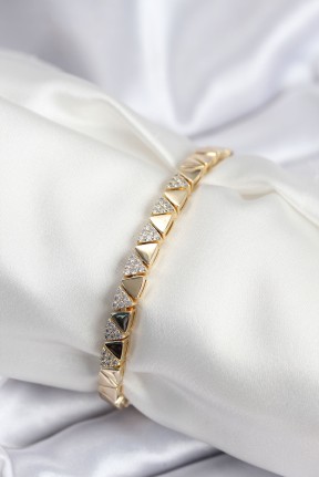 Pirinç Vip Seri Gold Renk Sıralı üçgen Model Kadın Bileklik Pirinç Vip Seri Gold Renk Sıralı üçgen Model Kadın Bileklik