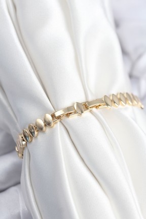 Pirinç Vip Seri Gold Renk Sıralı Arpa Model Kadın Bileklik Pirinç Vip Seri Gold Renk Sıralı Arpa Model Kadın Bileklik