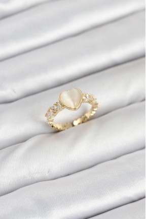 Pirinç Gold Renk Zirkon Taşlı Kalpli Kadın Yüzük