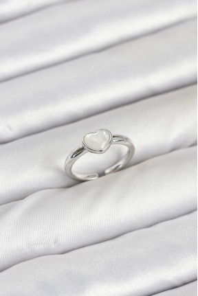 Pirinç Gümüş Renk Kalpli Kadın Yüzük