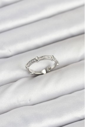 Pirinç Gümüş Renk Kemik Model Zirkon Taşlı Kadın Yüzük