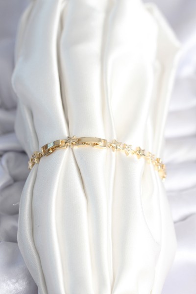 Pirinç Gold Renk Yıldız Model Kadın Bileklik Pirinç Gold Renk Yıldız Model Kadın Bileklik
