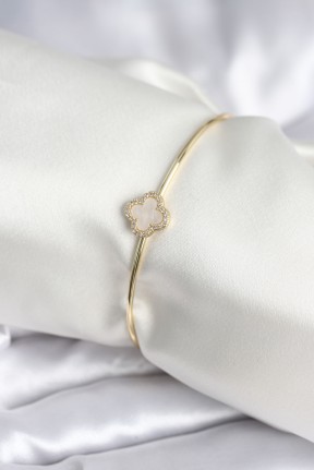Beyaz Sedefli Yonca Model Gold Renk Kadın Bileklik Beyaz Sedefli Yonca Model Gold Renk Kadın Bileklik