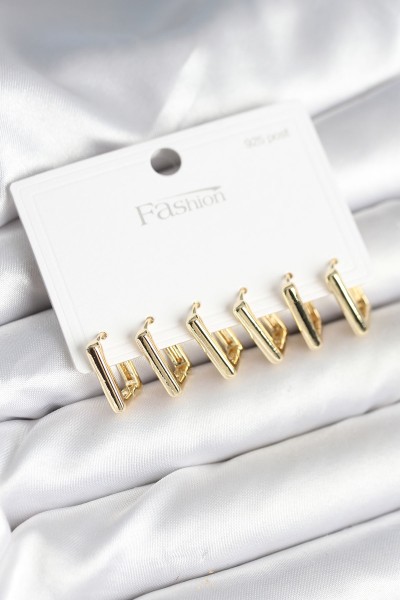 Gold Renk Kare Model Pirinç 925 Ayar Gümüş çivili Kadın Küpe Seti Gold Renk Kare Model Pirinç 925 Ayar Gümüş çivili Kadın Küpe Seti