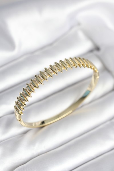 Gold Renk Zirkon Taşlı Pirinç Kadın Kelepçe Gold Renk Zirkon Taşlı Pirinç Kadın Kelepçe