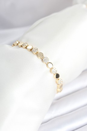 Pirinç Gold Renk Nokta Model Zirkon Taşlı Kadın Bileklik Pirinç Gold Renk Nokta Model Zirkon Taşlı Kadın Bileklik