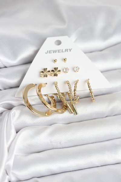 Pirinç Gold Renk 6 çift Kadın Küpe Seti Pirinç Gold Renk 6 çift Kadın Küpe Seti