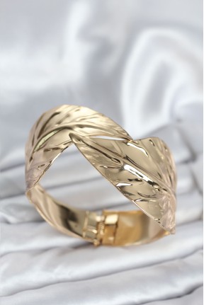 Pirinç Gold Renk Yaprak Model Kadın Bileklik Pirinç Gold Renk Yaprak Model Kadın Bileklik