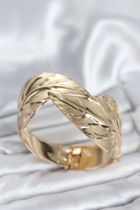 Pirinç Gold Renk Yaprak Model Kadın Bileklik Pirinç Gold Renk Yaprak Model Kadın Bileklik