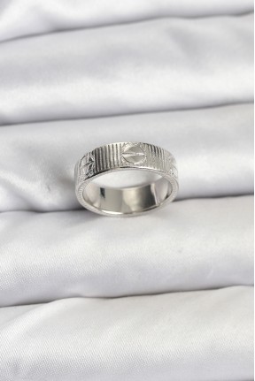 Gümüş Renk Model Kadın Yüzük Gümüş Renk Model Kadın Yüzük