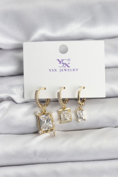 Gold Renk Zirkon Taşlı Kadın Küpe Gold Renk Zirkon Taşlı Kadın Küpe