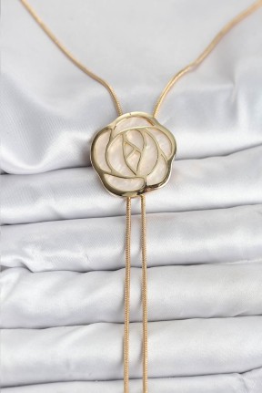 Pirinç Gold Renk Gül Model Asansörlü Kadın Kolye Pirinç Gold Renk Gül Model Asansörlü Kadın Kolye