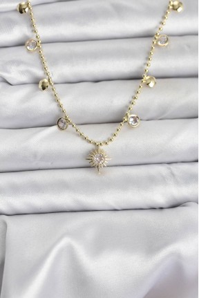 Zirkon Taşlı Kutup Yıldızı Model Pirinç Gold Renk Kadın Kolye Zirkon Taşlı Kutup Yıldızı Model Pirinç Gold Renk Kadın Kolye