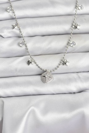 Pirinç Gümüş Renk Zirkon Taşlı Kutup Yıldızı Model Kadın Kolye Pirinç Gümüş Renk Zirkon Taşlı Kutup Yıldızı Model Kadın Kolye