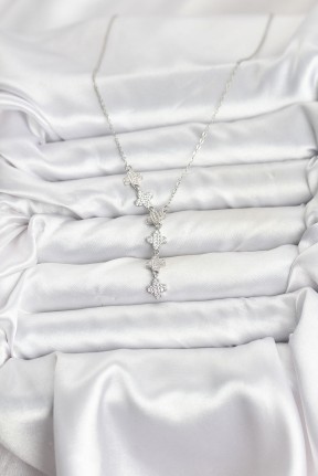 316l çelik Zincir Gümüş Renk Yonca Model Kadın Kolye 316l çelik Zincir Gümüş Renk Yonca Model Kadın Kolye