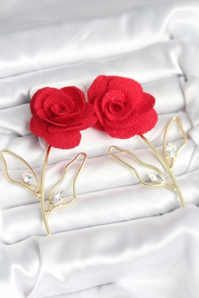 Pirinç Gold Renk Kırmızı Gül Model Kadın Küpe