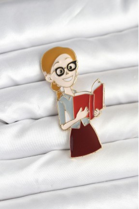 öğretmen Figürlü Broş