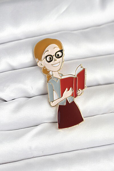 öğretmen Figürlü Broş