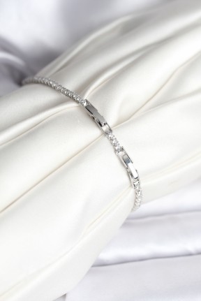 Renkli Yıldız Model Zirkon Taşlı Gümüş Renk Pirinç Su Yolu Kadın Bileklik Renkli Yıldız Model Zirkon Taşlı Gümüş Renk Pirinç Su Yolu Kadın Bileklik