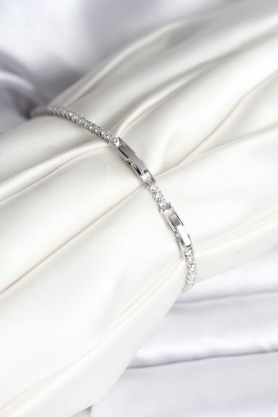 çiçek Model Zirkon Taşlı Gümüş Renk Pirinç Su Yolu Kadın Bileklik