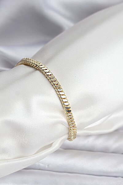 14k Gold Renk Kaplama Kare Zincir Model Cm Kadın Bileklik 14k Gold Renk Kaplama Kare Zincir Model Cm Kadın Bileklik