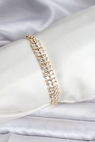 14k Gold Renk Kaplama Başak Model Zirkon Taşlı Cm Kadın Bileklik 14k Gold Renk Kaplama Başak Model Zirkon Taşlı Cm Kadın Bileklik