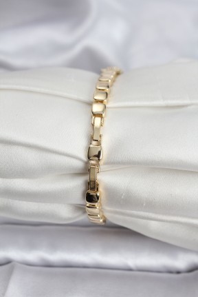 14k Gold Renk Kaplama Zirkon Taşlı Cm Kadın Bileklik 14k Gold Renk Kaplama Zirkon Taşlı Cm Kadın Bileklik