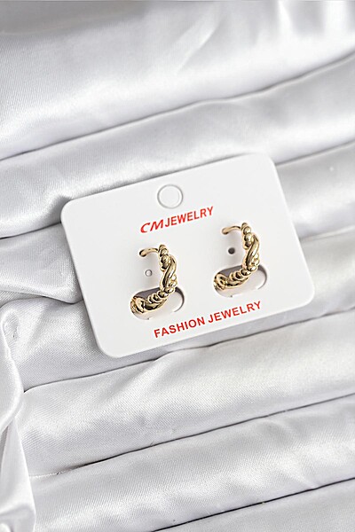 14k Gold Renk Kaplama Burgu Model Cm Kadın Küpe 14k Gold Renk Kaplama Burgu Model Cm Kadın Küpe