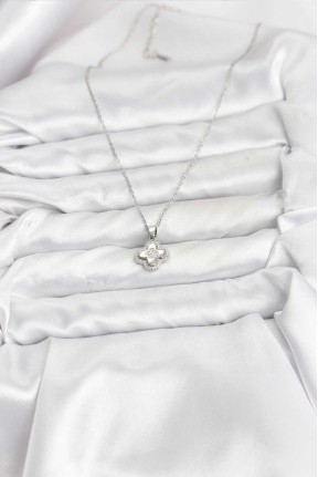 316l çelik Zincir Gümüş Renk Zirkon Taşlı Yonca Model Kadın Kolye 316l çelik Zincir Gümüş Renk Zirkon Taşlı Yonca Model Kadın Kolye