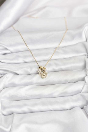 Gold Renk Pirinç Minimal Kelebek Charmlı Kadın Kolye