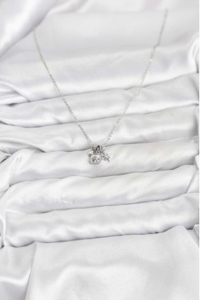 Pirinç Gümüş Renk Minimal Charmlı Kadın Kolye