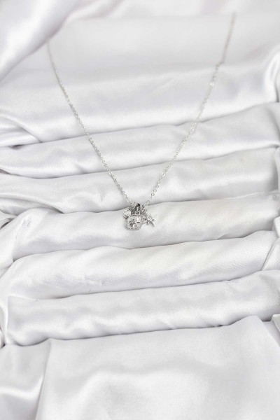 Pirinç Gümüş Renk Minimal Charmlı Kadın Kolye