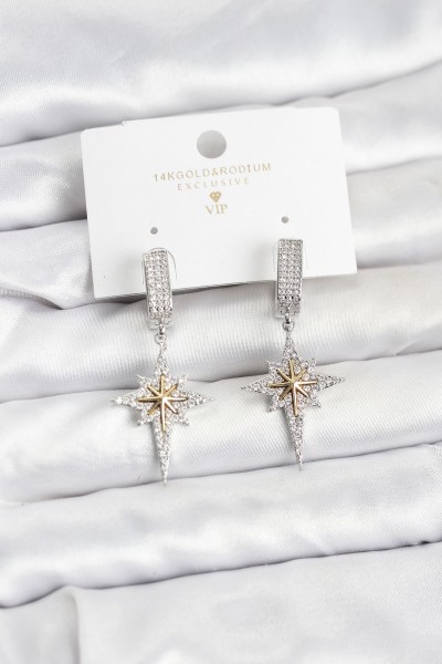 Zirkon Taşlı Gümüş Renk Pirinç Kutup Yıldızı Model Kadın Küpe Zirkon Taşlı Gümüş Renk Pirinç Kutup Yıldızı Model Kadın Küpe