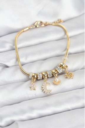 Pirinç Gold Renk Ay Charm Model Charmlı Kadın Bileklik
