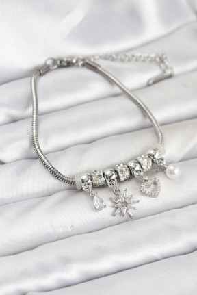 Pirinç Gümüş Renk Kutup Yıldızı Ve Kalp Charmlı Kadın Bileklik