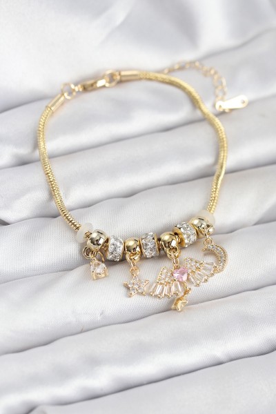 Pirinç Gold Renk Kanatlı Charmlı Kadın Bileklik