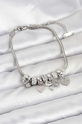 Kelebek Charmlı Gümüş Renk Kadın Bileklik