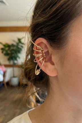 Pirinç Halkalı Model Gold Renk Kıkırdak Küpe