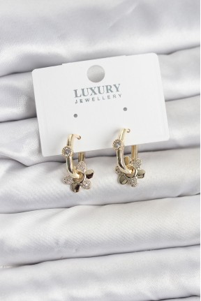 Zirkon Taşlı Pirinç Kadın Göçmen Küpesi Zirkon Taşlı Pirinç Kadın Göçmen Küpesi