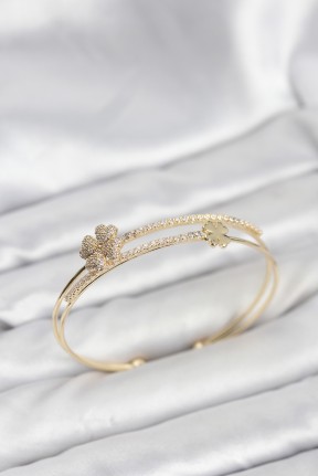 Pirinç Gold Renk Yonca Model Kadın Bileklik