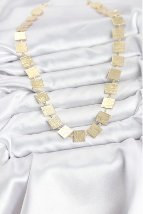 Kare Plaka Model Gold Renk Kadın Kolye