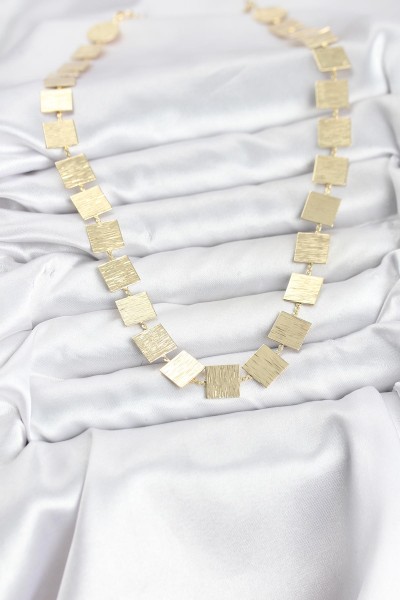 Kare Plaka Model Gold Renk Kadın Kolye