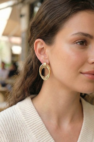 Pirinç Gold Renk Damla Model Vintage Kadın Küpe