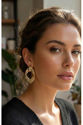 Vintage Gold Renk Pirinç Kadın Küpe